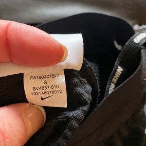 Men’s Small Nike running pants